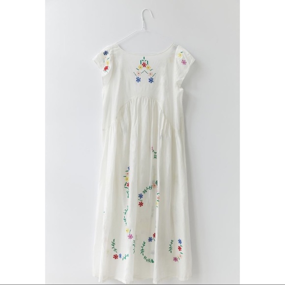 Kimchi Blue Leila Embroidered Midi Dress - Picture 2 of 4